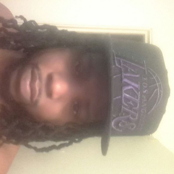 Meet your Posher, Darkus - Picture 1 of 1